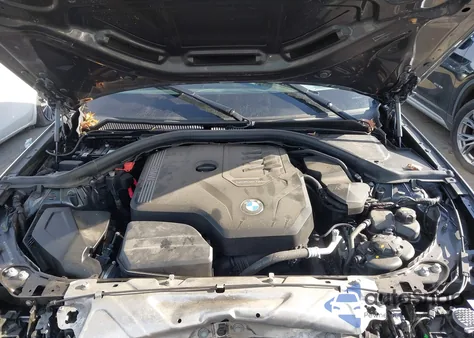 2021 BMW 330I xDrive z USA, uszkodzony, nr VIN 3MW5R7J0XM8C01545